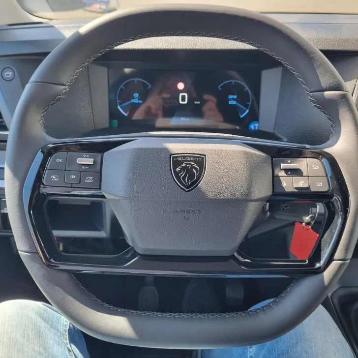 Fahrzeugbild Pössl CAMPSTER, Kühlbox, Standhz., Facelift ! #8