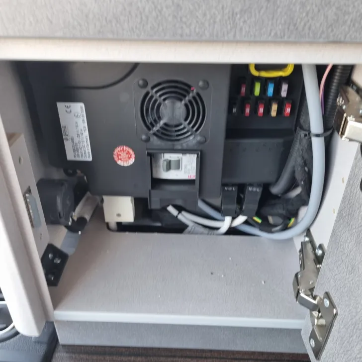 Fahrzeugbild Pössl CAMPSTER, Kühlbox, Standhz., Facelift ! #30