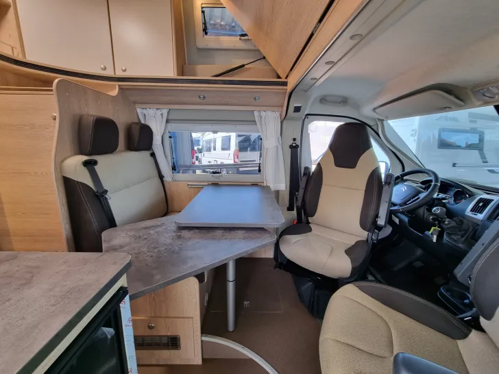 Fahrzeugbild Pössl Vario 545, Markise, Winterpaket, Zus. Batterie #12