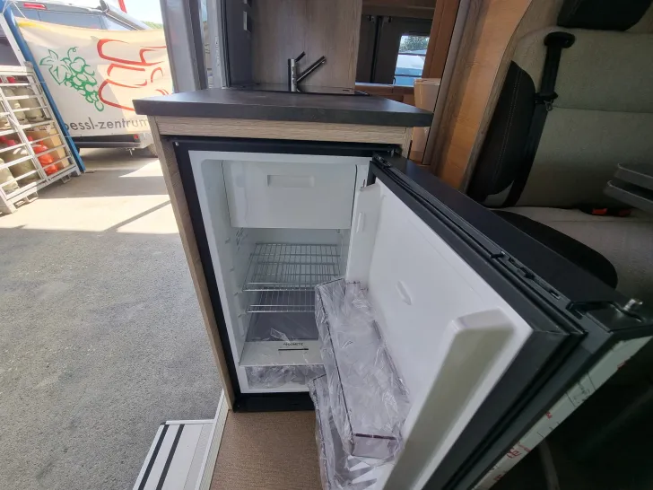 Fahrzeugbild Pössl Vario 545, Markise, Winterpaket, Zus. Batterie #16