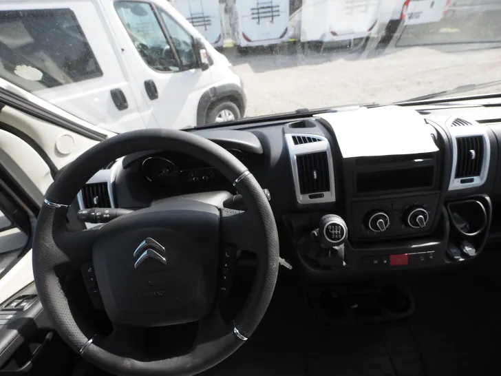 Fahrzeugbild Pössl TRENTA 600 R Heavy, Markise, Radträger, uvm. #16