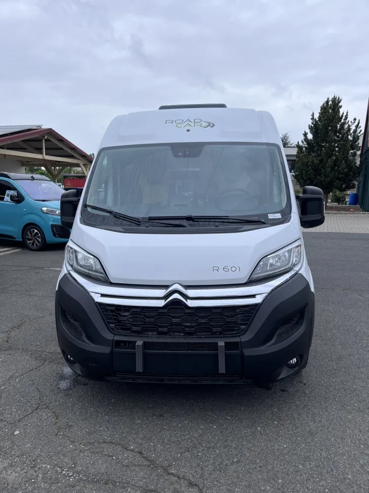 Fahrzeugbild Roadcar R 601, 4 Personen-Fahrzeug, Markise, Radtr. #3