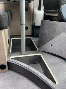 Fahrzeugbild Roadcar R 601, 4 Personen-Fahrzeug, Markise, Radtr. #14