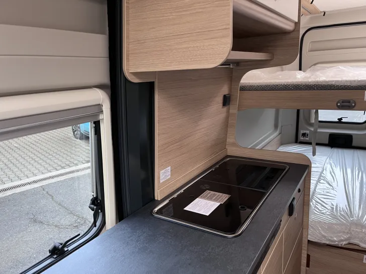 Fahrzeugbild Roadcar R 601, 4 Personen-Fahrzeug, Markise, Radtr. #19