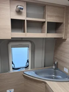 Fahrzeugbild Roadcar R 601, 4 Personen-Fahrzeug, Markise, Radtr. #24