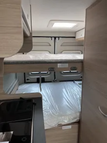 Fahrzeugbild Roadcar R 601, 4 Personen-Fahrzeug, Markise, Radtr. #28