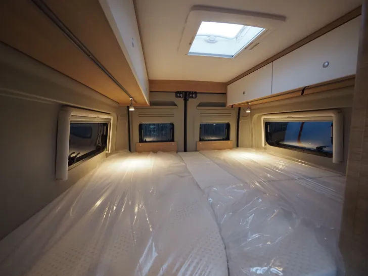 Fahrzeugbild Roadcar R 640, Premiumpaket, 3. Bett, uvm. #13