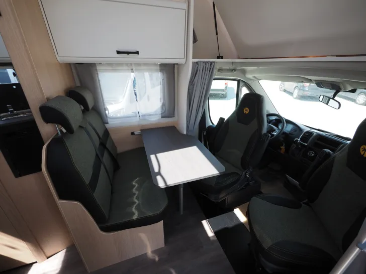 Fahrzeugbild Sunlight A 60, Neues Modell, mit Automatik ! #5