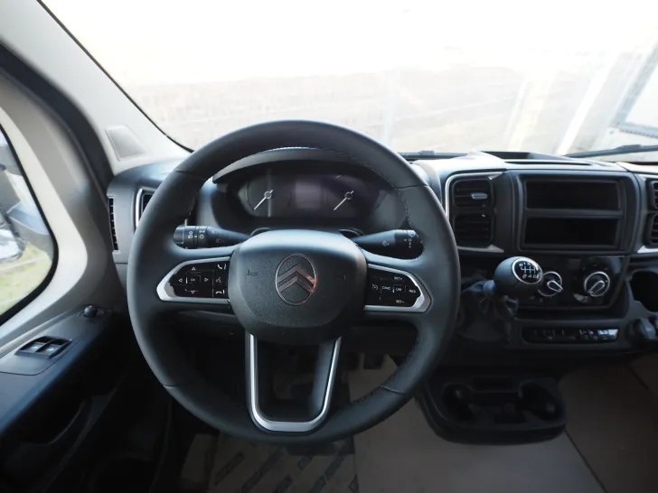 Fahrzeugbild Sunlight A 68, Modell 2026, 6 Personen-Fahrzeug ! #4