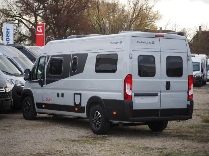 Fahrzeugbild Sunlight CLIFF 640 X, 180 PS Maxi Auto., Markise uvm. #4