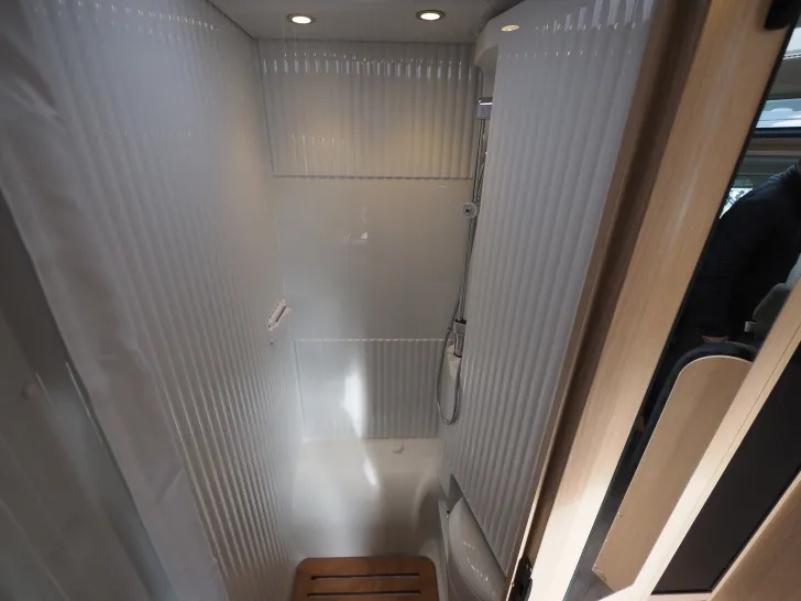 Fahrzeugbild Sunlight V 67S Adventure Edition, Automatik, Easy Fold #14