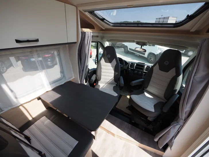 Fahrzeugbild Sunlight V 66 Adventure Edition #5