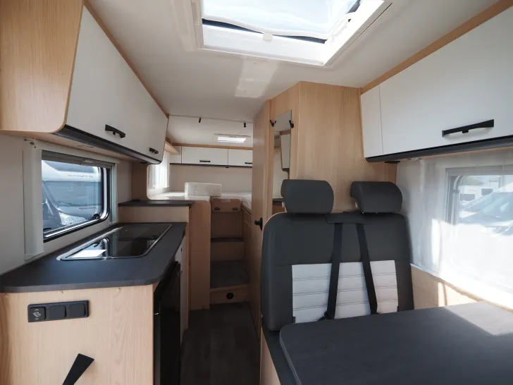 Fahrzeugbild Sunlight V 66 Adventure Edition #6