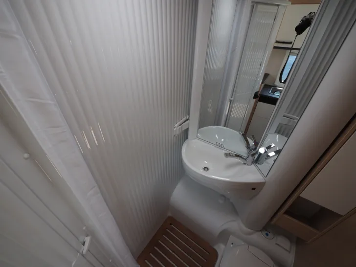 Fahrzeugbild Sunlight V 66 Adventure Edition #12