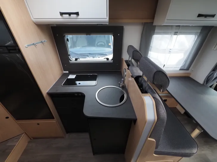 Fahrzeugbild Sunlight T 67, Modelljahr 2026, Hubbett #8