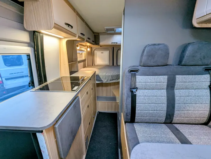 Fahrzeugbild Pössl Summit 600 Plus Modell 26 Sie sparen € 3.740 #7