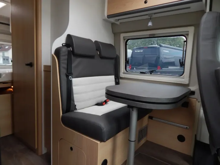 Fahrzeugbild Sunlight Adventure Cliff 600 Ab November 2026 #9