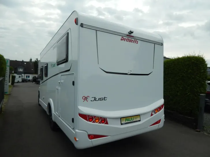 Fahrzeugbild Dethleffs Just 90 T 7052 EB Hubbett #7