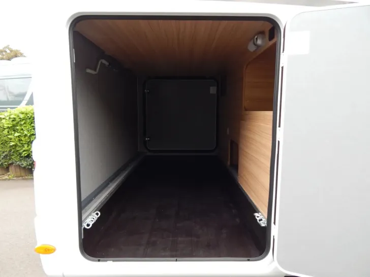 Fahrzeugbild Dethleffs Just 90 T 7052 EB Hubbett #9