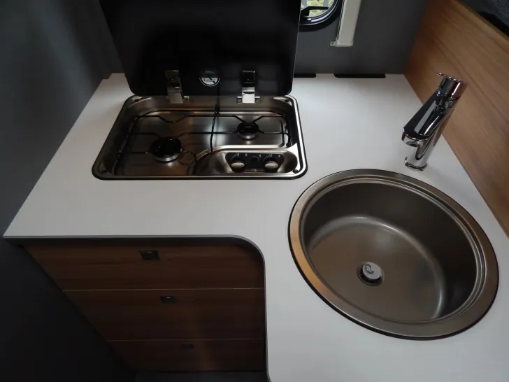 Fahrzeugbild Dethleffs Just 90 T 7052 EB Hubbett #13