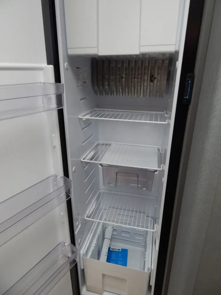 Fahrzeugbild Dethleffs Just 90 T 7052 EB Hubbett #14