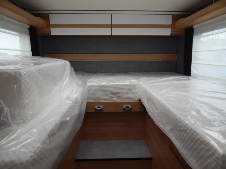 Fahrzeugbild Dethleffs Just 90 T 7052 EB Hubbett #15