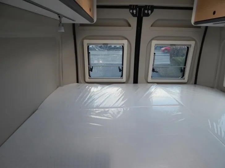 Fahrzeugbild Sunlight Cliff XX 600 Vollausstattung #13