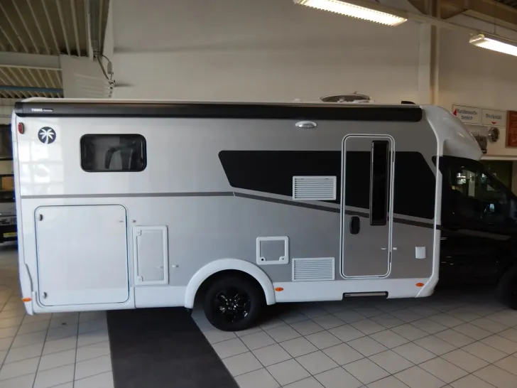 Fahrzeugbild Sunlight Adventure T 680 #3