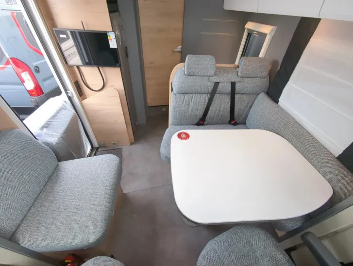 Fahrzeugbild Dethleffs Just Camp TE 741EB Dog Liner Ab November 2026 #7