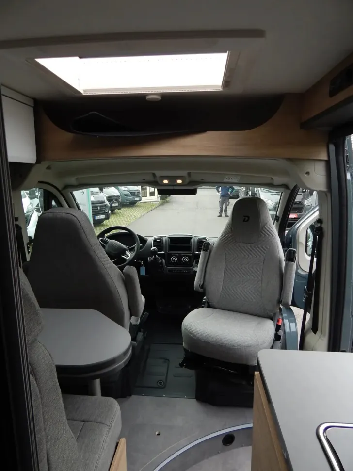 Fahrzeugbild Dethleffs Globetrail 600 ER Fiat Einzelbetten #16