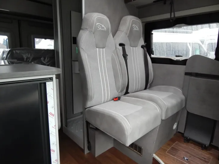 Fahrzeugbild Pössl Summit 540 Citroen 140 PS Aufstelldach #10