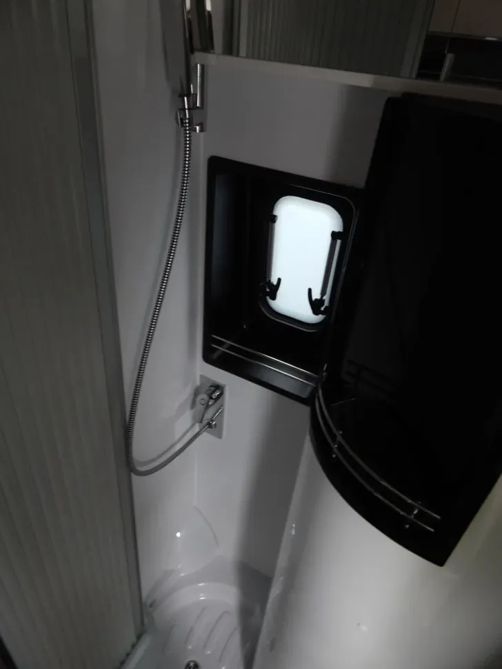 Fahrzeugbild Pössl Summit 540 Citroen 140 PS Aufstelldach #15