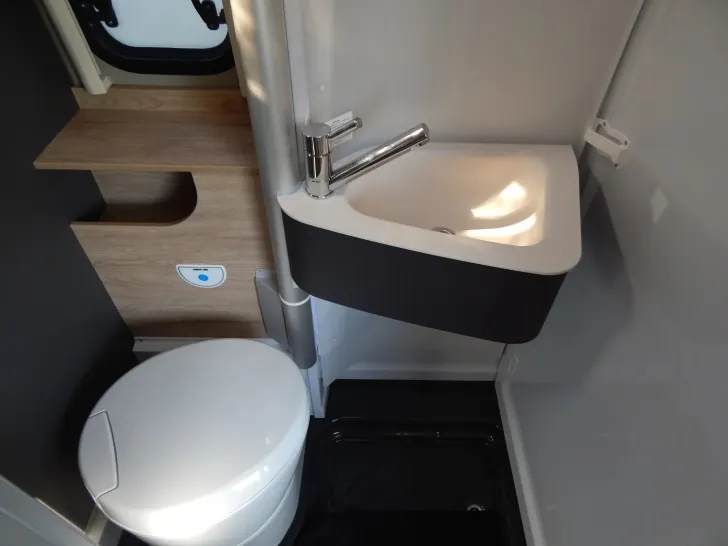 Fahrzeugbild Dethleffs Globetrail Advantage 640 ES Fiat Ab November 26 #14