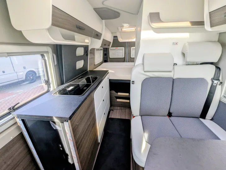 Fahrzeugbild VanTourer 630 L GO! AUTOMATIK, Safety-Paket Plus #7