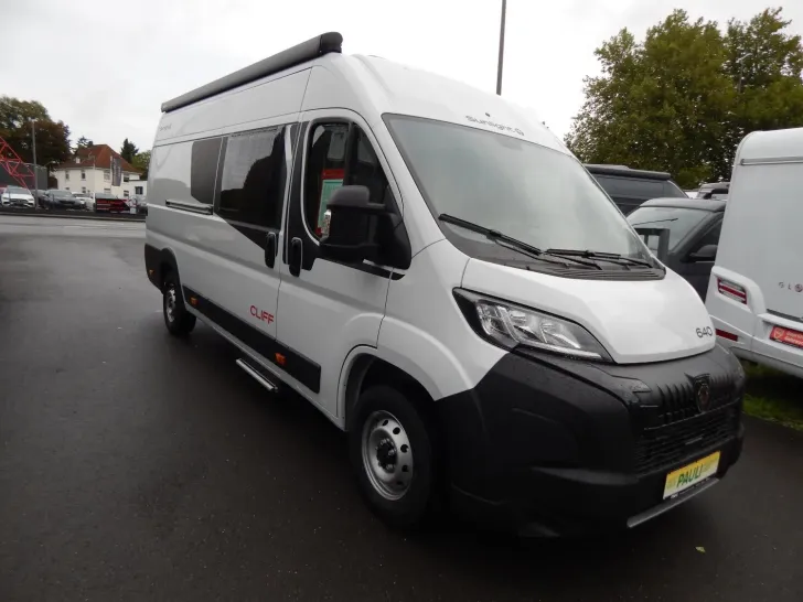 Fahrzeugbild Sunlight Cliff 640 Peugeot #3