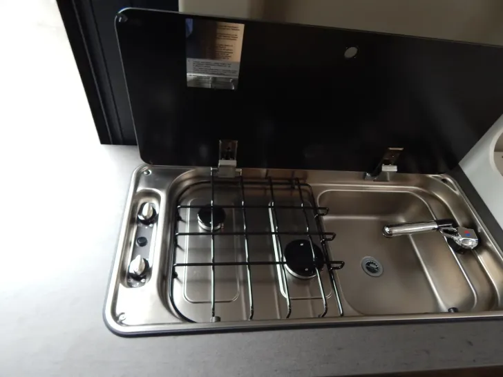 Fahrzeugbild Sunlight Cliff 640 Peugeot #12