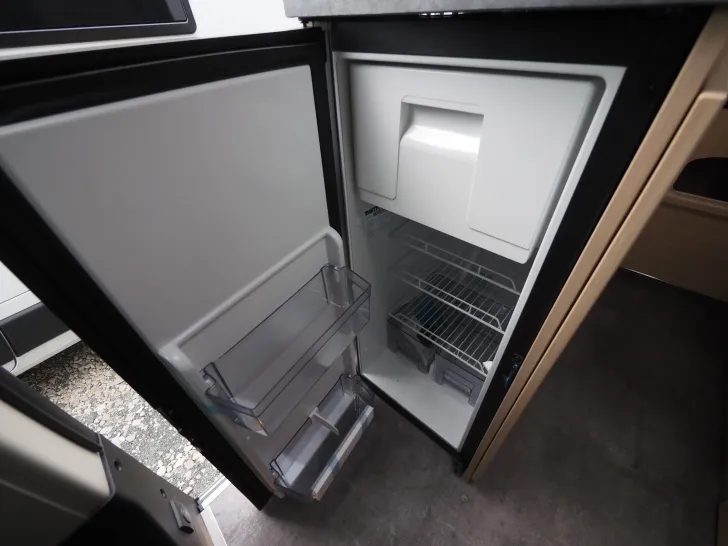 Fahrzeugbild Roadcar R 540 Plus, Premium-Paket, 3. Bett, MJ 2026 ! #9