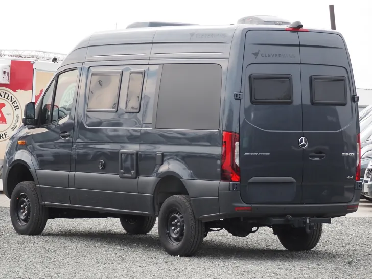 Fahrzeugbild Clever Aventuro, Mercedes 4x4, Topausstattung ! #3