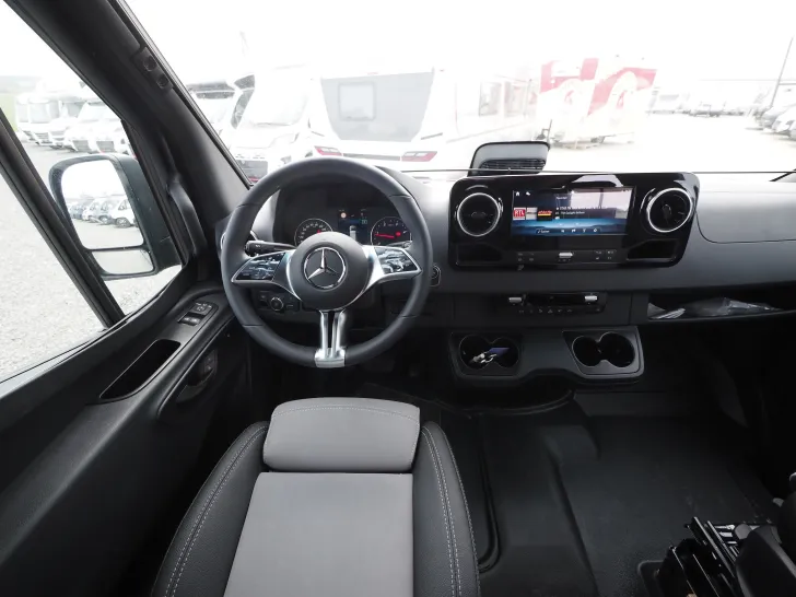 Fahrzeugbild Clever Aventuro, Mercedes 4x4, Topausstattung ! #5