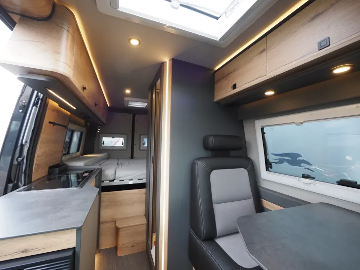 Fahrzeugbild Clever Aventuro, Mercedes 4x4, Topausstattung ! #9