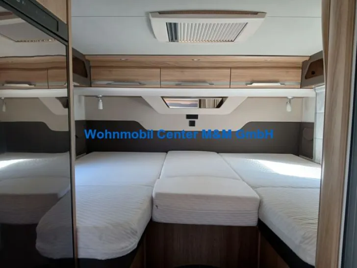 Fahrzeugbild Knaus Sky Wave 650 MEG 60 Years TV Sat Anlage Navi 60 #14