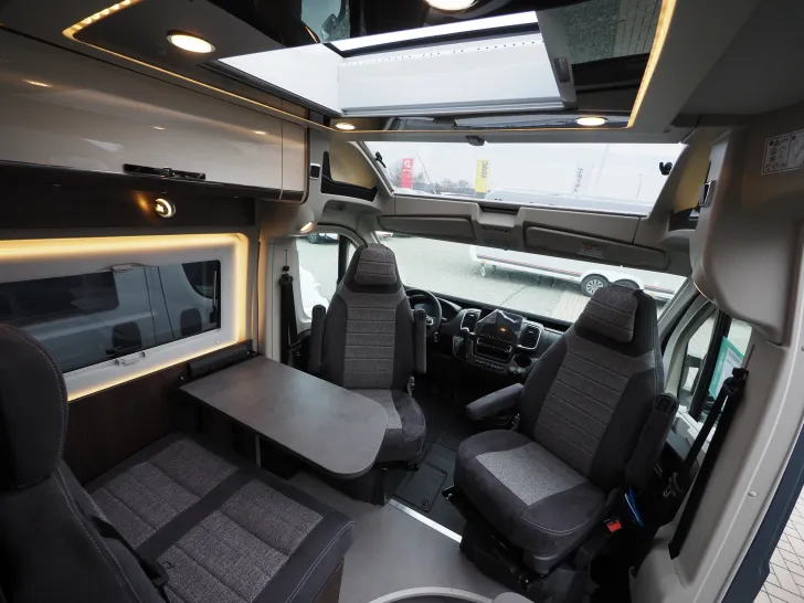 Fahrzeugbild Pössl Summit Prime 540, 180 PS Autom., LED, Navi #7