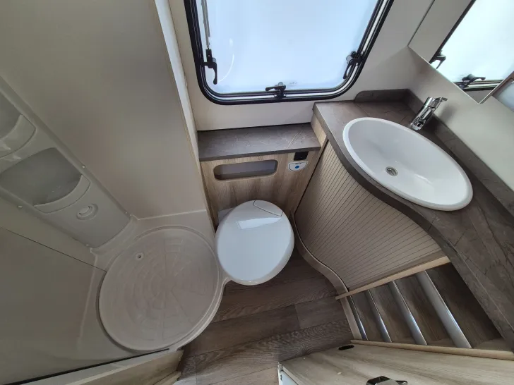 Fahrzeugbild Hobby De Luxe 545 KMF #28