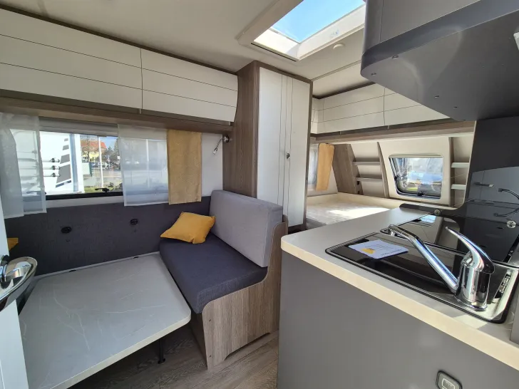 Fahrzeugbild Hobby ONTOUR 390 SF #7