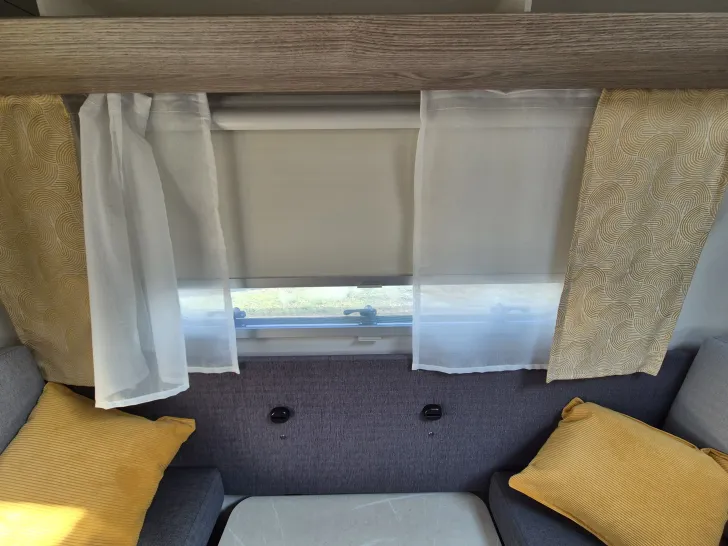 Fahrzeugbild Hobby ONTOUR 390 SF #14