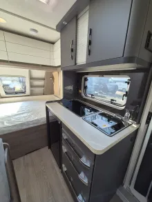 Fahrzeugbild Hobby ONTOUR 390 SF #15