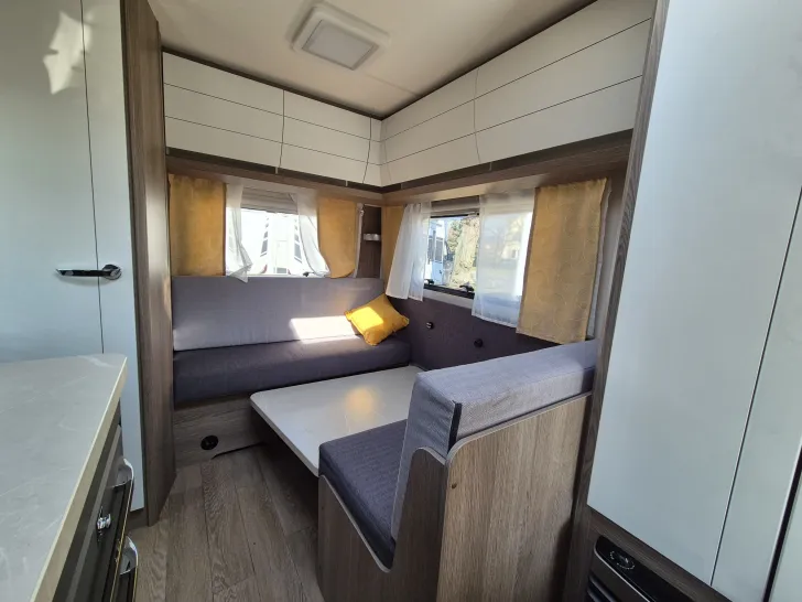 Fahrzeugbild Hobby ONTOUR 390 SF #27