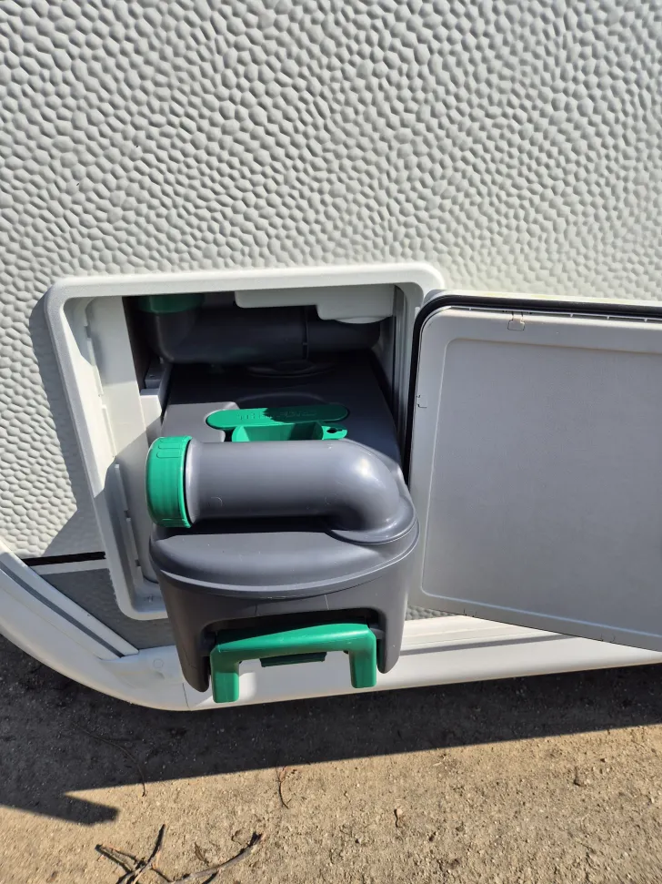 Fahrzeugbild Hobby ONTOUR 390 SF #29