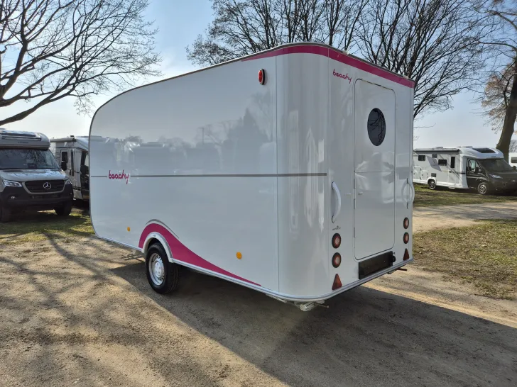 Fahrzeugbild Hobby beachy 450 #5