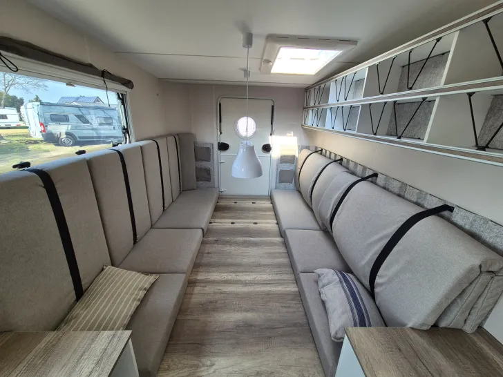 Fahrzeugbild Hobby beachy 450 #9